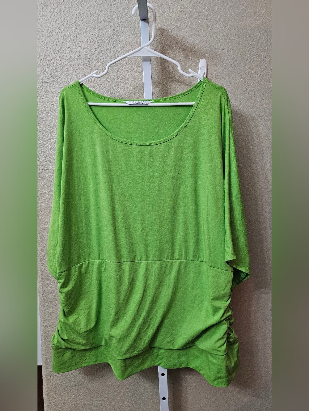 Peter Nygard Lime Green Scoop Neck Tunic